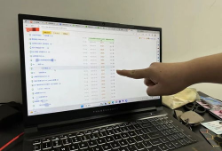 qq吃瓜爆料群贴吧,贴吧热议背后的真相